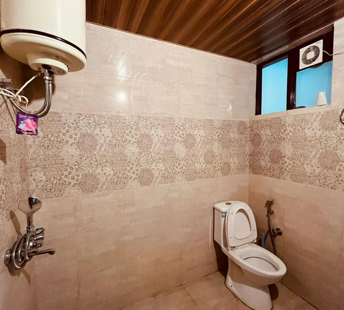Green Lodge Farmstay By Highland Monk Shimla 0*,  India